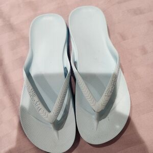Archie's arch support flip flops